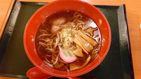 「醤油ラーメン」@お食事処 咲楽の写真