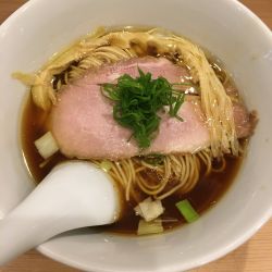 らぁ麺(800円)