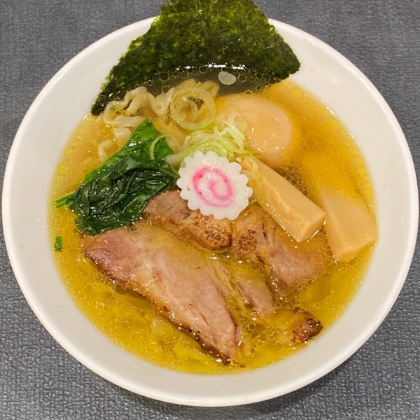 「塩ら〜麺 ¥880 味玉 ¥110」@手打ち 蓮の写真