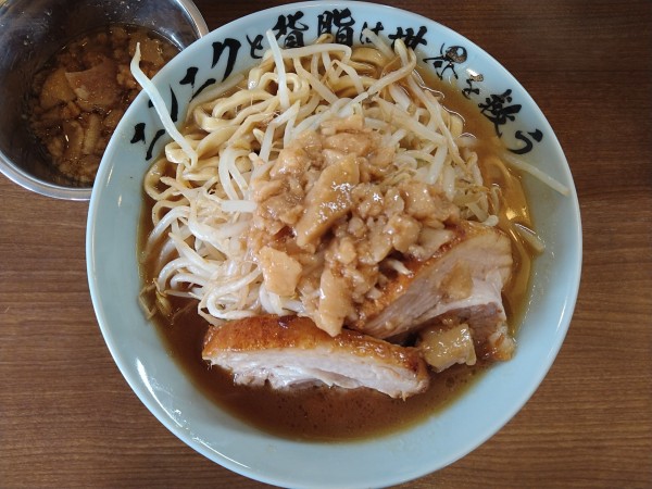 「らーめん小（ニンニクなし、アブラマシ、ヤサイマシ）」@平田の哲二郎の写真