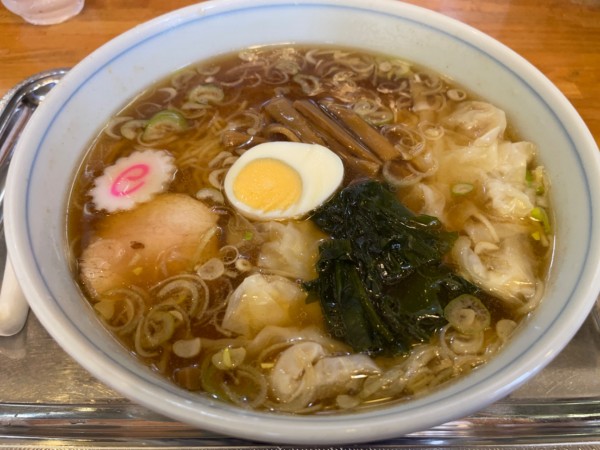 「ワンタン麺」@大勝軒 武蔵増戸店の写真