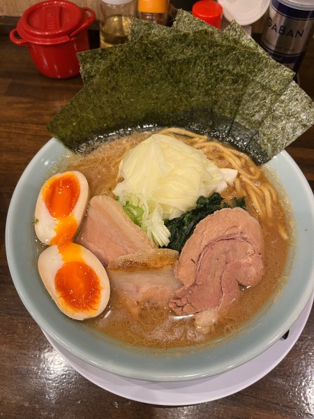 「家系最強(超濃いめ超こってり)1080円＋大盛(100円)」@濃厚とんこつラーメン 大源家 前橋駒形本店の写真
