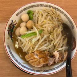 小ラーメン＋うずら5個（900円＋100円）