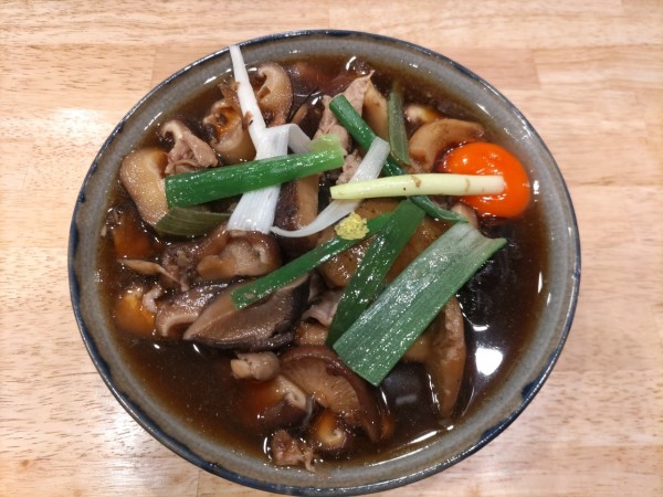 「限定・天然きのこ南蛮（極太手打ち）」@だしと麺 遊泳の写真