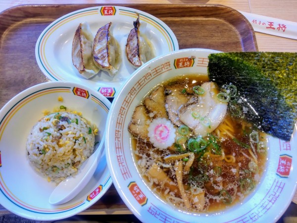 「忘れられない中華そばセット1207円」@餃子の王将 秋津店の写真