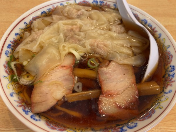 「ワンタンメン」@来々軒支店の写真