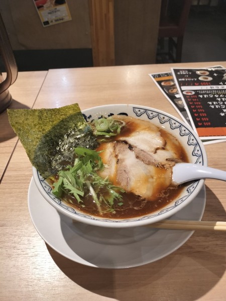 「中華そば　チャーシュートッピング」@東京豚骨拉麺ばんから 亀戸店の写真