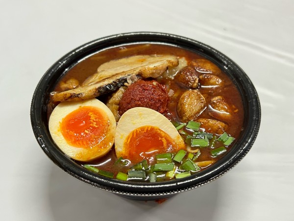 「にんにくしびれベトコンラーメン」@ラーメン・つけ麺 爆王の写真