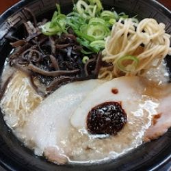 とんこつラーメン(780)＋替玉(セール？10)