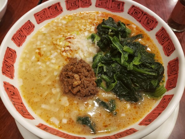 「濃厚担々麺＋ほうれん草」@バーミヤン 碑文谷店の写真