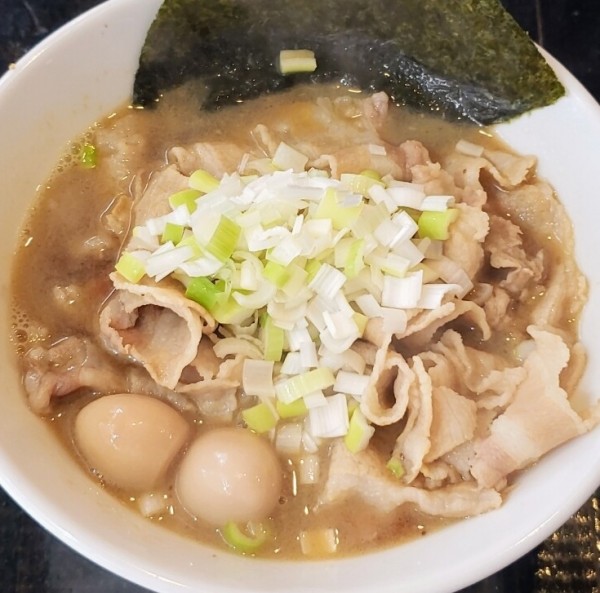 「肉そば（醤油）￥７５０＋肉増し￥１５０」@東京とんこつ。の写真