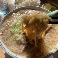 老麺油あり900 半ライス100