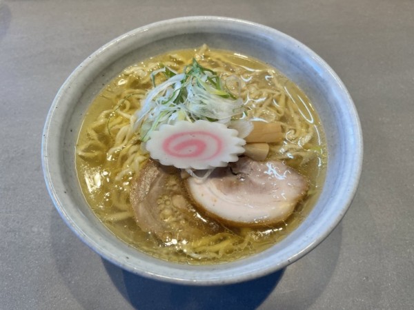 「手揉み　塩そば　900」@NOODLE STUDIO STORYの写真