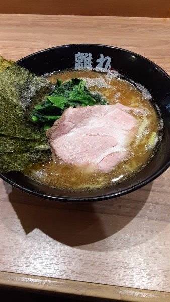 「ラーメン　無料ライス」@ラーメン武蔵家 HANAREの写真
