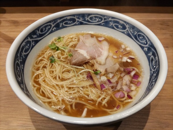 「貝出汁中華そば・醤油」@大衆寿司 ネタとシャリの写真