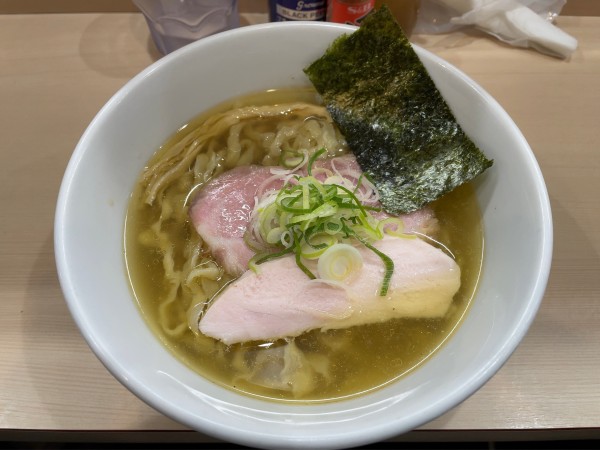 「塩中華そば＋大盛」@手揉み中華そば 中村の写真