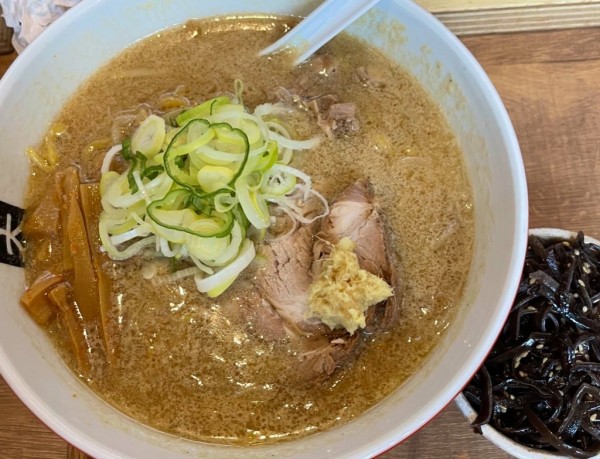 「味噌ラーメンきくらげ」@大島の写真