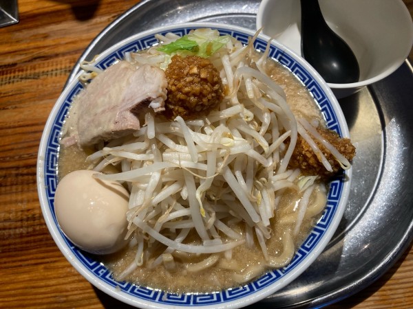 「角ふじ麺¥900(中盛同額)+味玉¥100」@常勝軒 本庄店の写真
