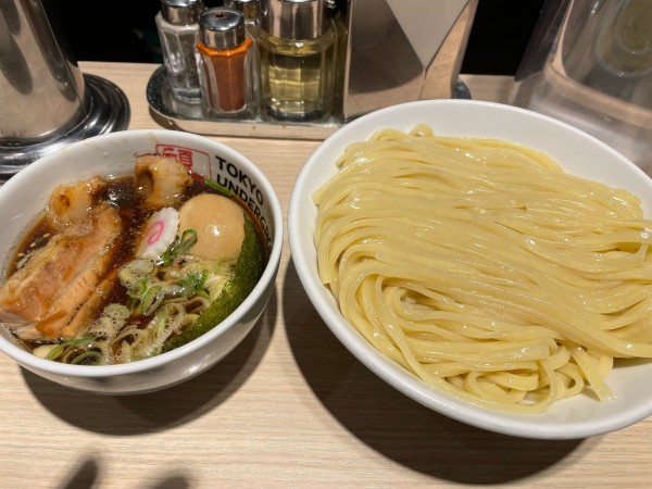 「特製つけめんライト（淡麗：Ｌサイズ）」@TOKYO UNDER GROUND RAMEN 頑者の写真