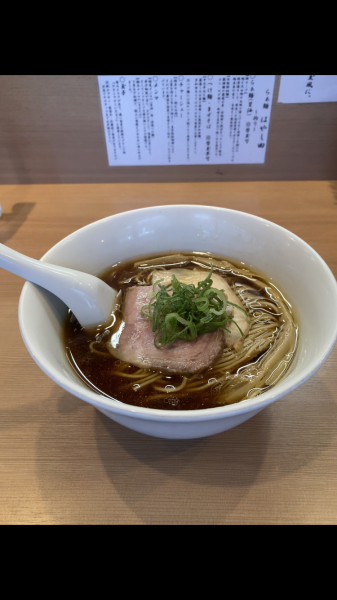 「醤油ラーメン」@らぁ麺 はやし田 横浜店の写真