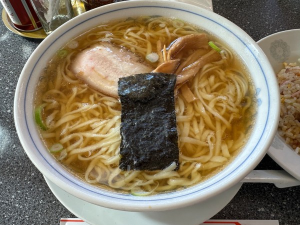 「佐野らーめん（並盛・200g）650円」@優華の写真