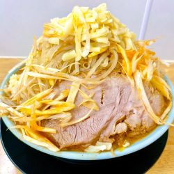 味噌ラーメン（1000円）、辛ネギ、チーズ（無料ＴＰ）