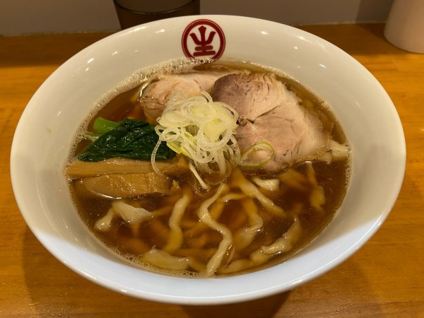 「煮干し中華そば 950円 大盛り120円」@中華蕎麦 生るの写真