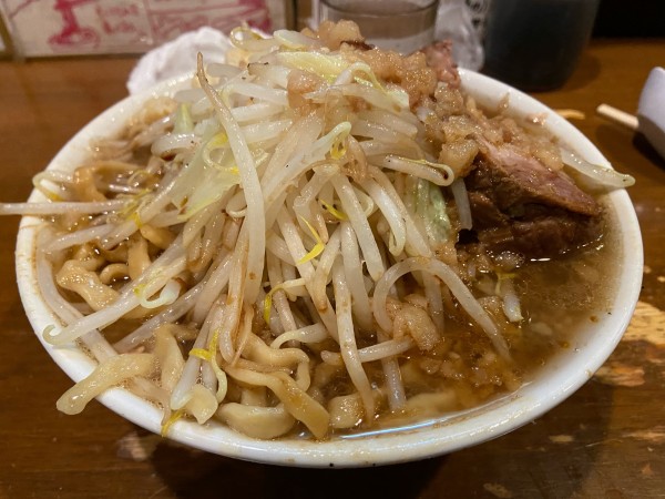 「ラーメン300g 1000えん」@ラーメン荘 歴史を刻め 新栄店の写真
