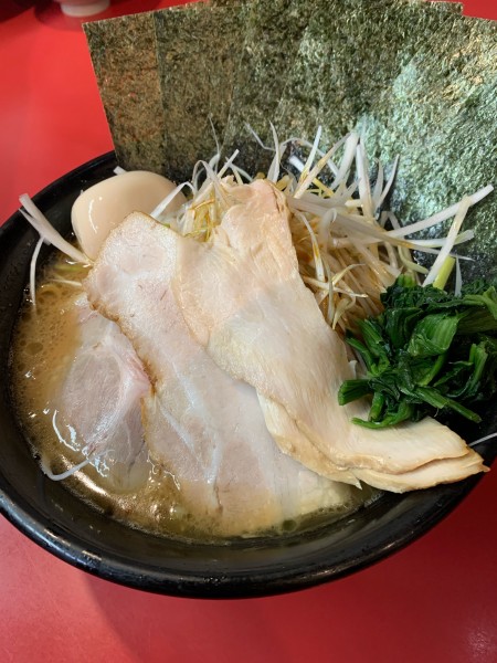 「特製ラーメン」@横浜ラーメン とんこつ家 鹿島店の写真