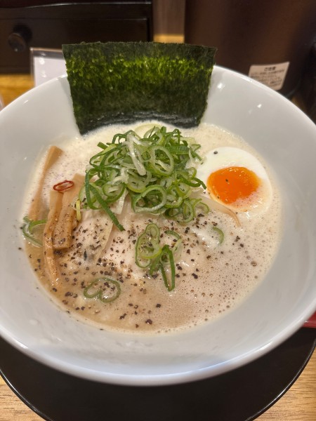 「醤油」@鶏白湯RAMEN 芦屋 焔の写真
