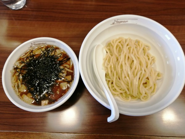 「黒胡椒つけ麺 並盛200g」@らーめん Nageyariの写真