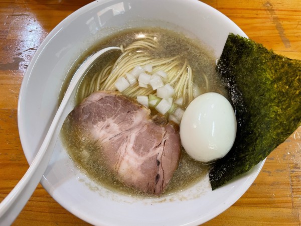 「醤油+味玉」@煮干中華ソバ イチカワの写真