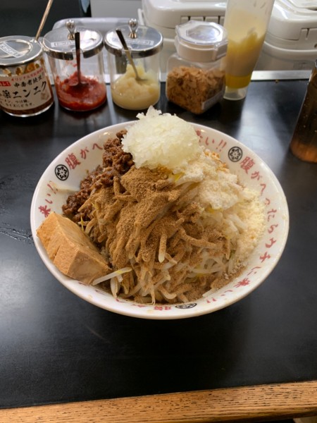 「まぜそば」@山勝角ふじ 南流山店の写真