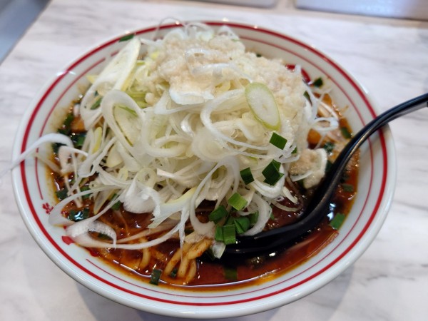 「北極の秋＋野菜大盛＋背脂」@蒙古タンメン中本 熊谷店の写真