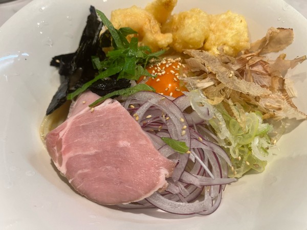 「海老天のせTKM（限定）」@らぁ麺・つけ麺 彩はにほへとの写真