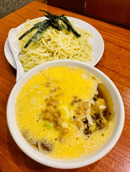 「納豆ざる【1300円】」@らあめん 満来の写真