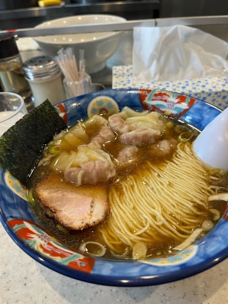 「肉ワンタン麺」@たんたん亭の写真