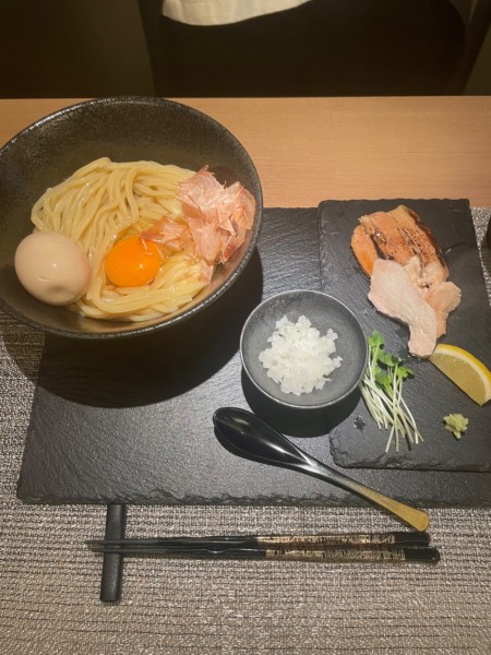 「特性たまごかけ麺　大」@麺屋 二二一の写真