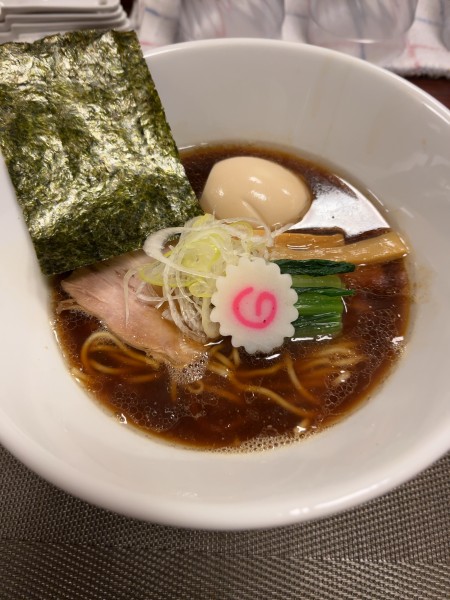 「味玉入り中華そば」@麺想 折かわの写真