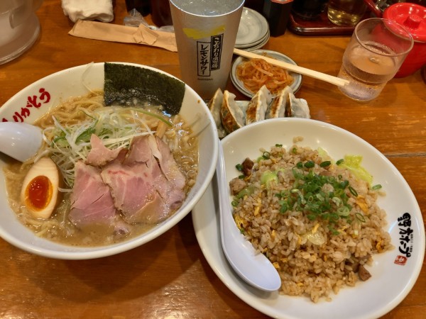 「野方ホープラーメン」@野方ホープ 荻窪店の写真