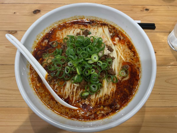 「汁あり坦々麺（濃厚）」@汁なし担々麺 ここからの写真