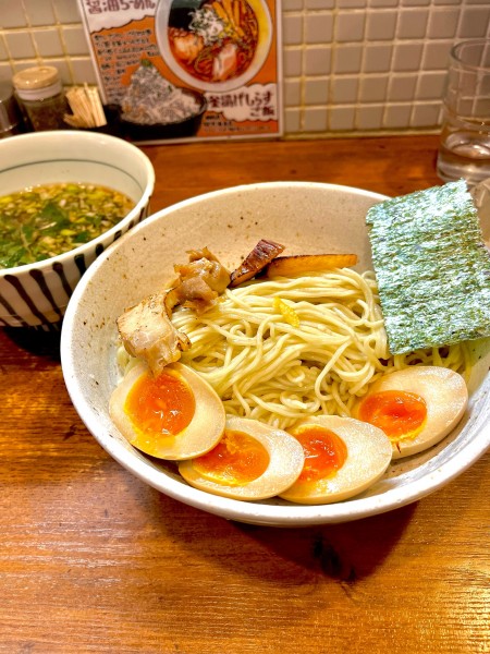 「特製醤油つけ麺【TP】味玉、釜揚げしらすご飯」@麺処 びぎ屋の写真