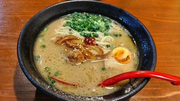 「郡上豚骨味噌ラーメン」@郡上豚骨ラーメン カンミナ 八幡店の写真