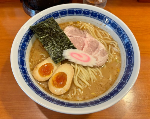 「中華そば＋味玉」@麺恋処 いそじの写真