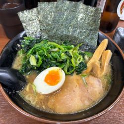 らーめん ＋ お疲れ様セットからセルフトッピング