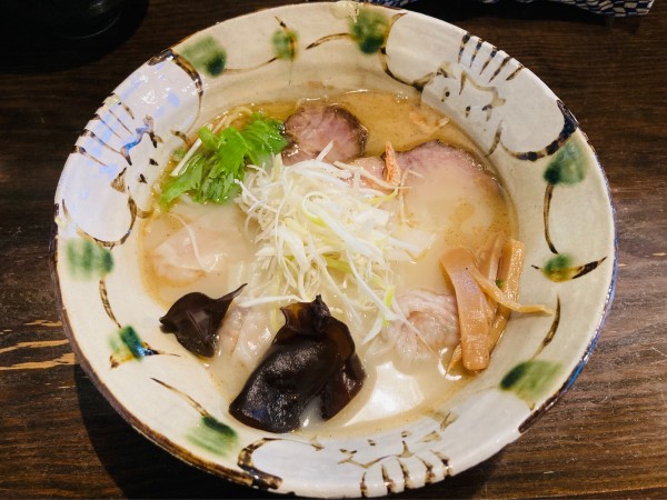 「焼きあご塩 海老わんたん」@いち井の写真