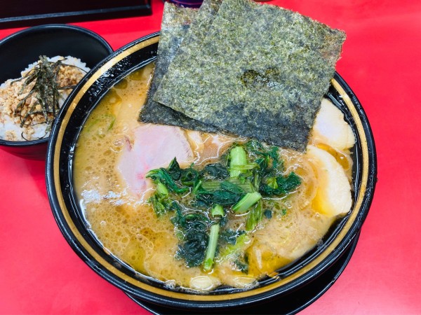 「チャーシュー麺 並＋ライス」@上越家の写真