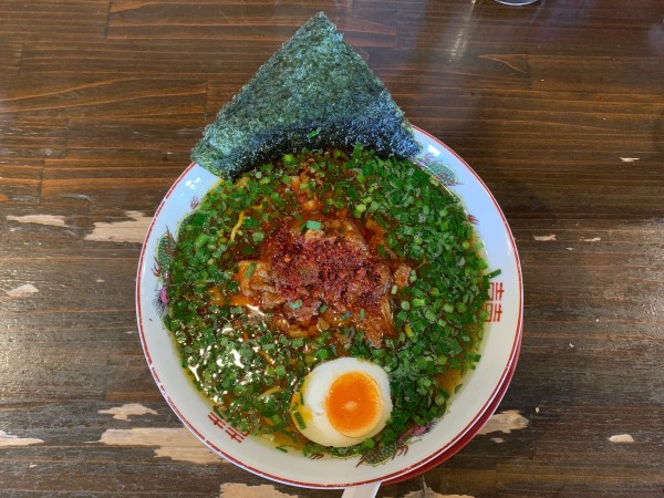 「赤中華そば」@本町ロマンスの写真