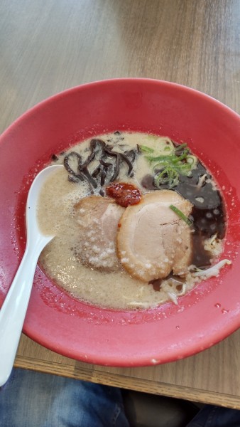 「赤丸新味(バリカタ)」@博多一風堂 たまプラーザ店の写真