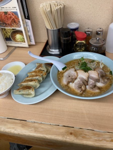 「みそチャーシュー+ギョーザ　1520円」@くるまやラーメン 箕輪店の写真